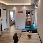 Apartment Vaze's Heart By World